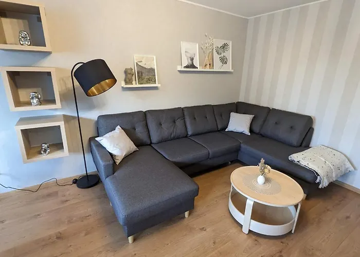 Bis Zu 6 Personen, Bahnhofs- & Zentrumsnah, Suedheide, Netflix Und Ps4 公寓 策勒