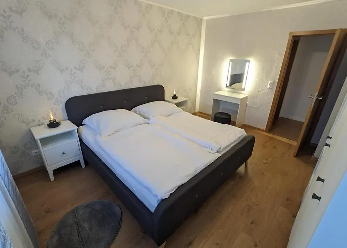 Bis Zu 6 Personen, Bahnhofs- & Zentrumsnah, Suedheide, Netflix Und Ps4 Apartment